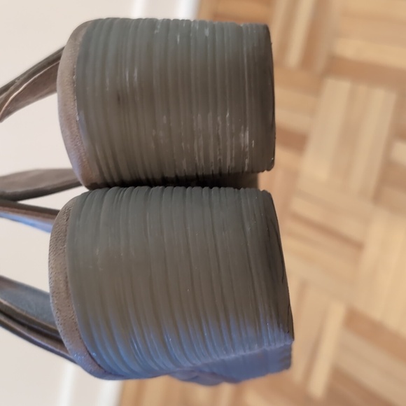 Fly London Yakin leather twist strap wedges size 38 - Picture 7 of 10